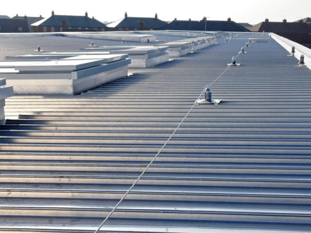 Commercial roofing company Greeley